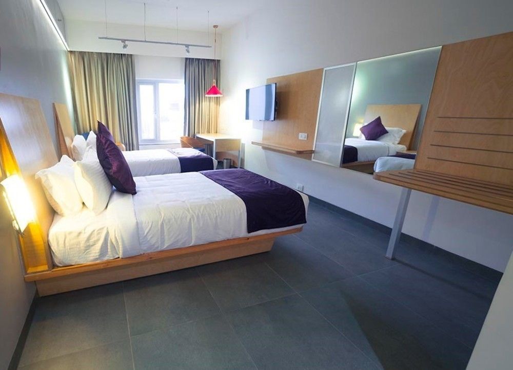 Hotel Aira Vijayawāda Zewnętrze zdjęcie