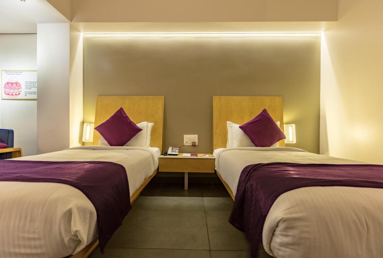 Hotel Aira Vijayawāda Zewnętrze zdjęcie