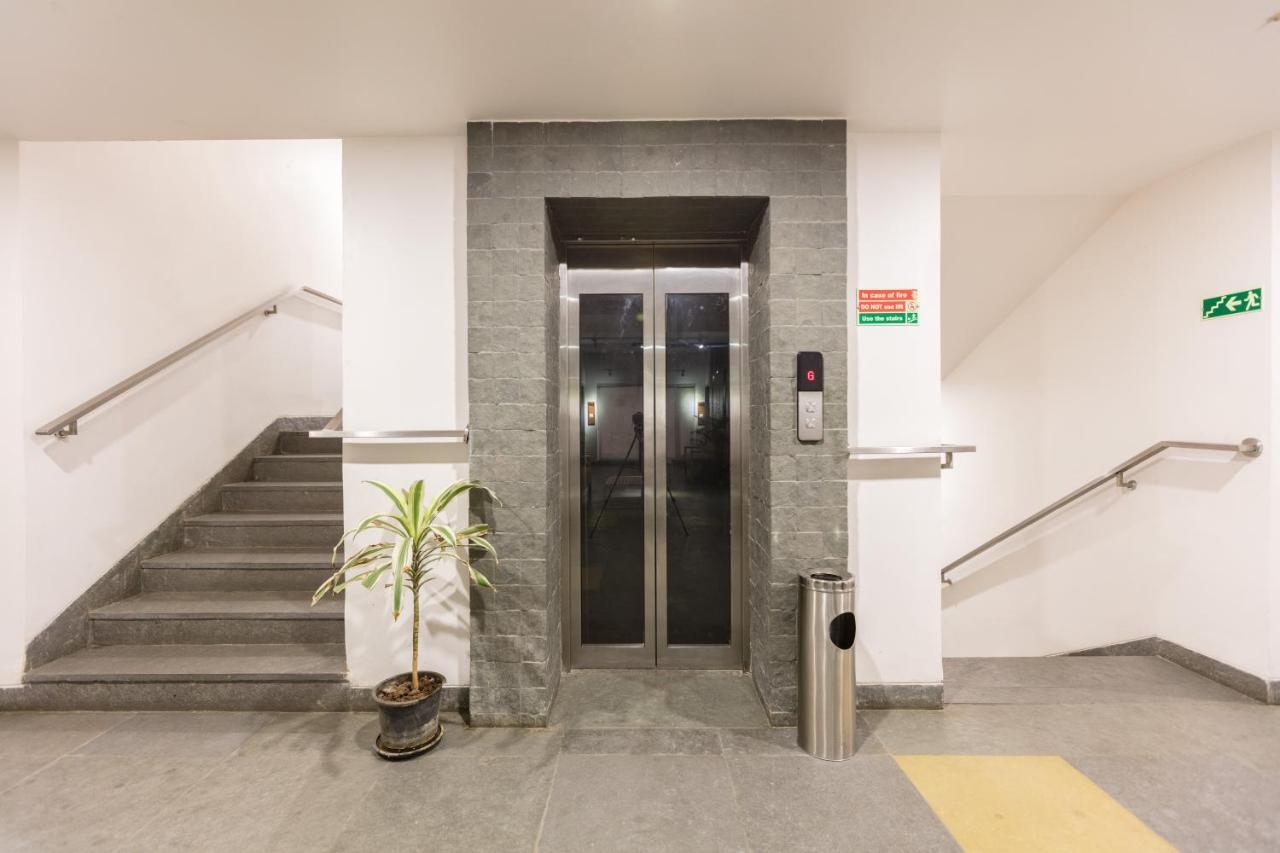 Hotel Aira Vijayawāda Zewnętrze zdjęcie
